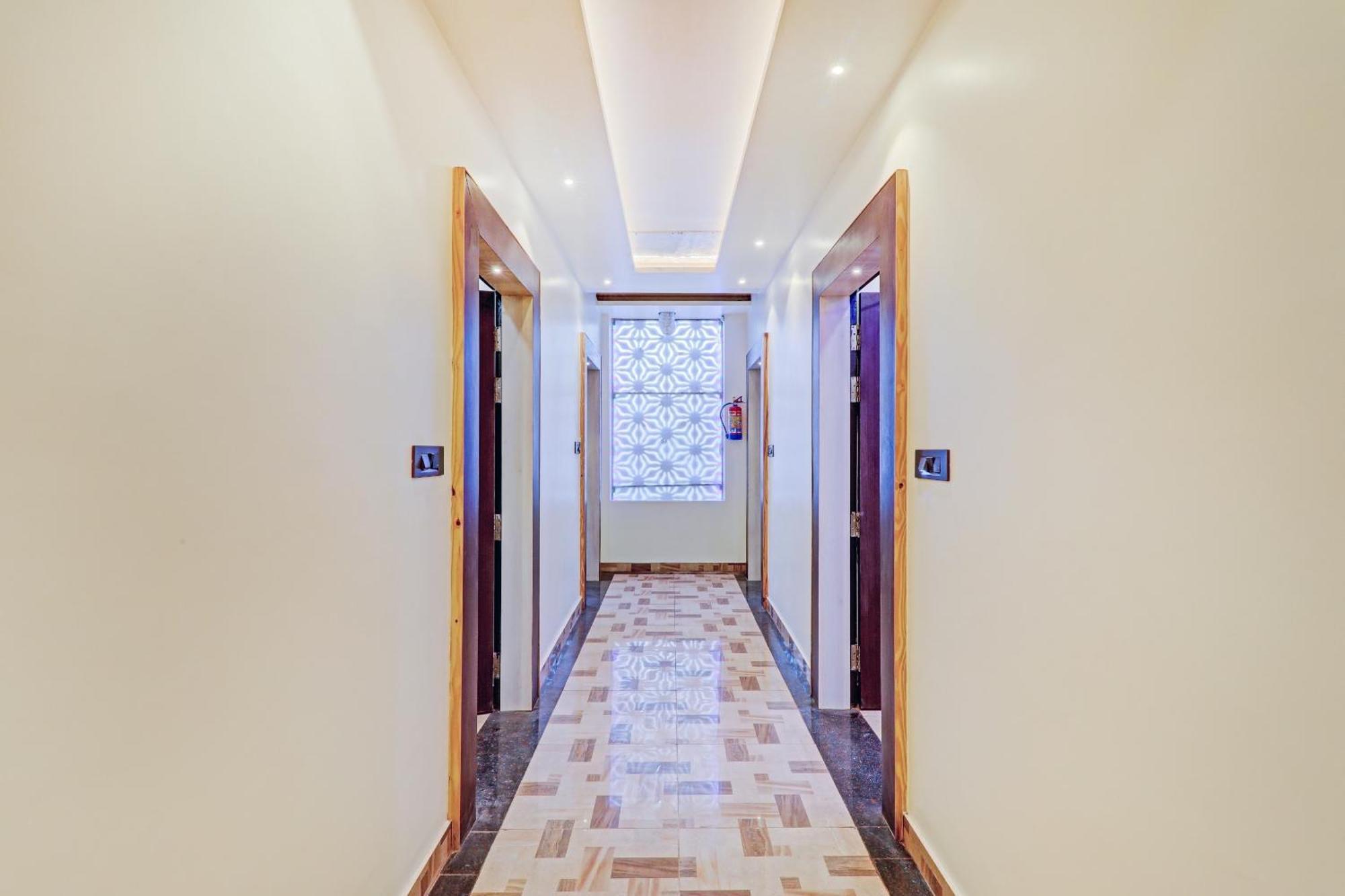 Super Townhouse Riddhi Residency Hotell Lucknow Eksteriør bilde