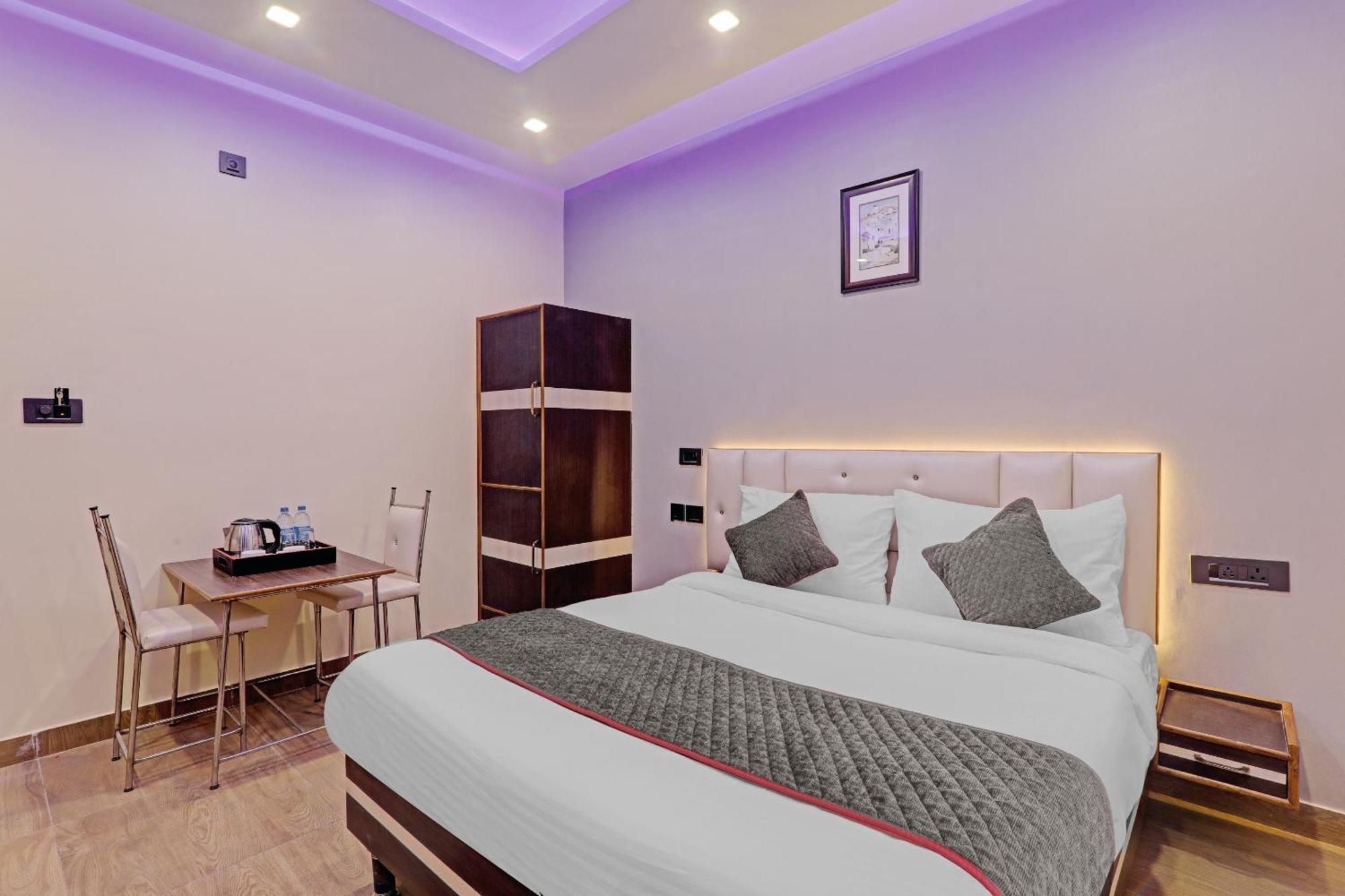 Super Townhouse Riddhi Residency Hotell Lucknow Eksteriør bilde